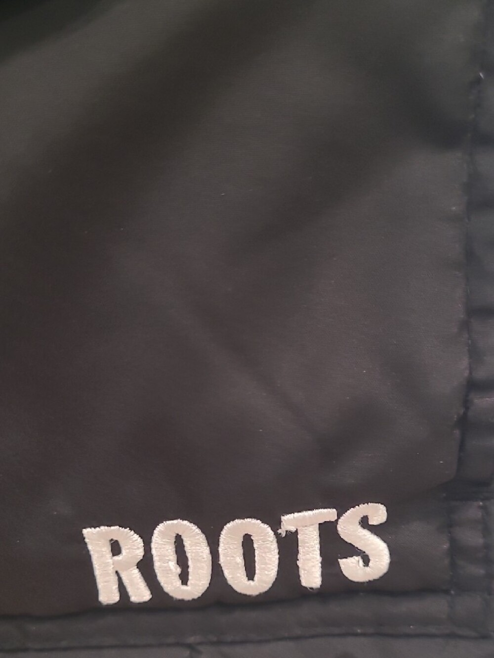 ROOTS Black Quilted Puffer Vest with Snap Front - Picture 3 of 4